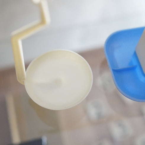 Plastic balance